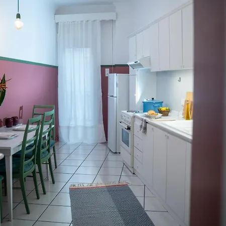 The Groovy House Козани
